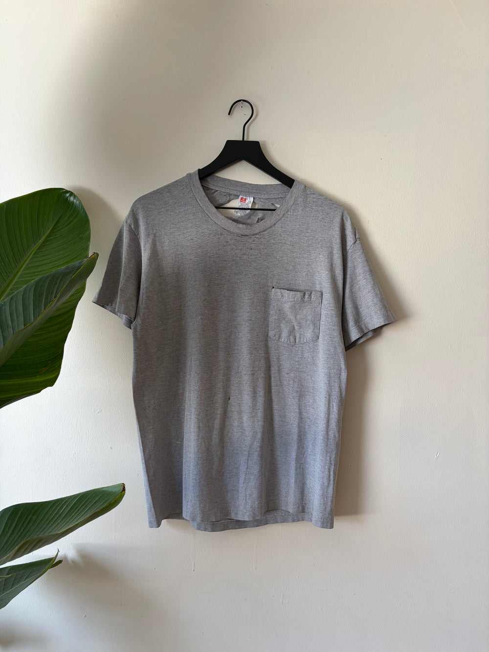 90s Thrashed Grey Pocket Tee