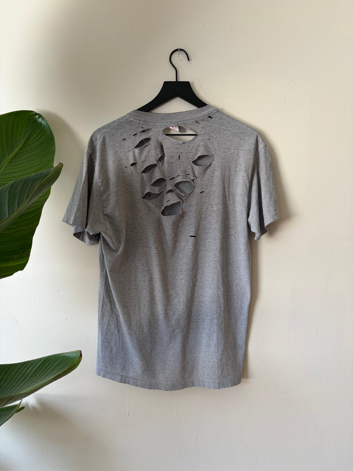 90s Thrashed Grey Pocket Tee