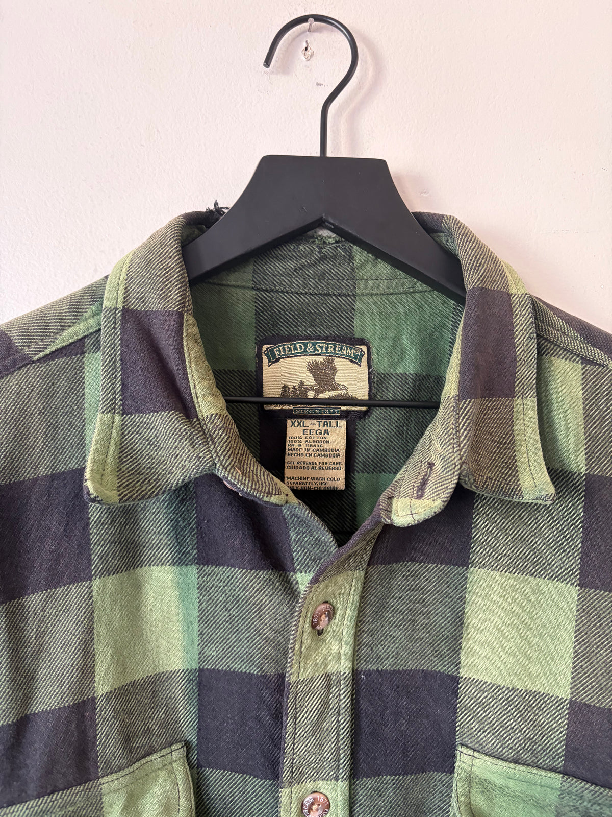 90s Chopped and Faded Field And Stream Cotton Flannel