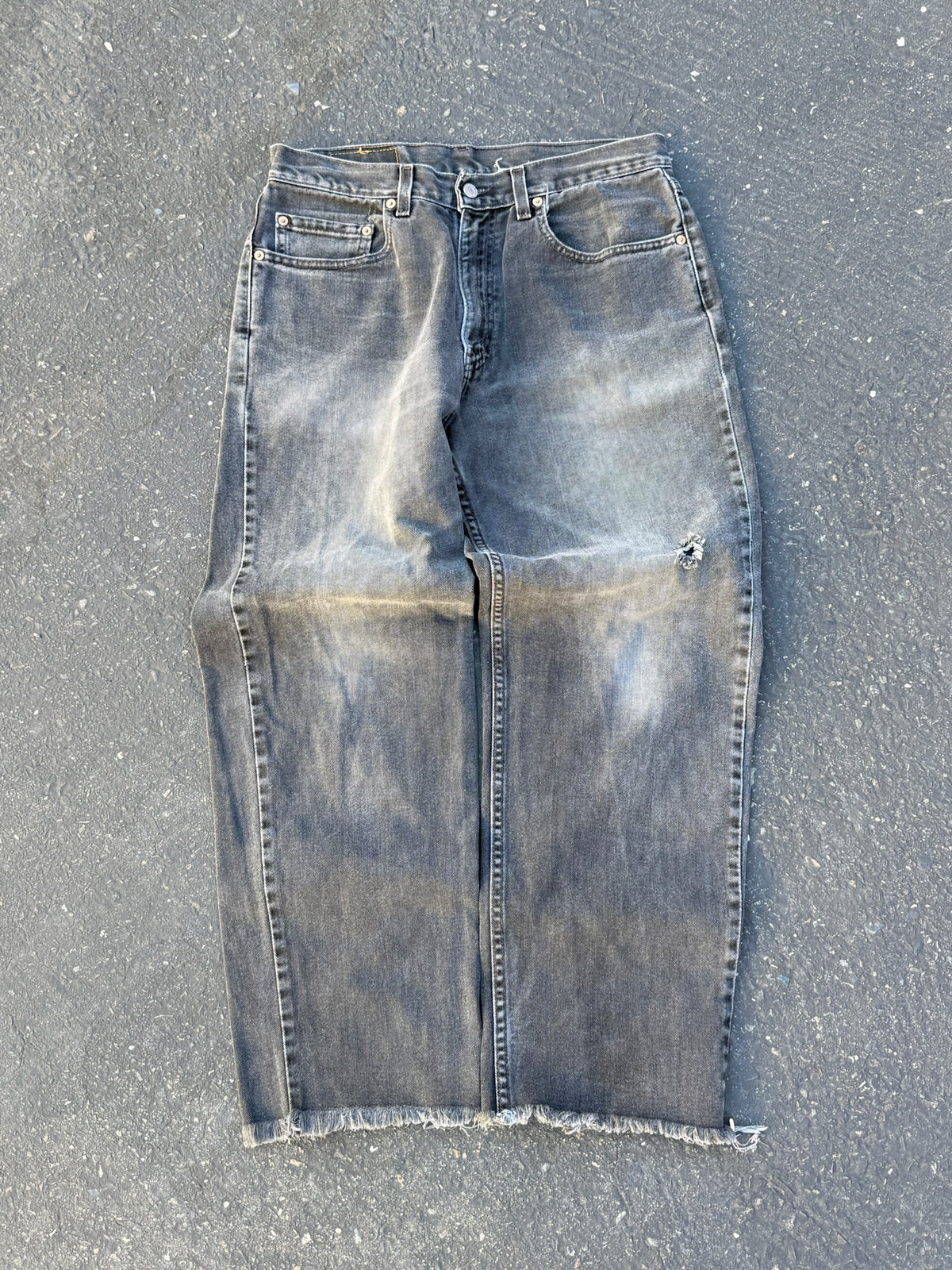 Faded Black Levi's 550 Jeans
