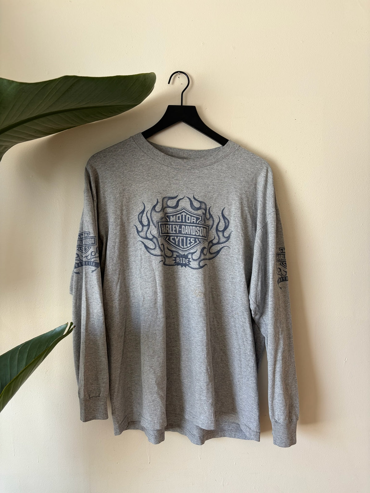 2000s Harley Blue Flame Emblem Long Sleeve
