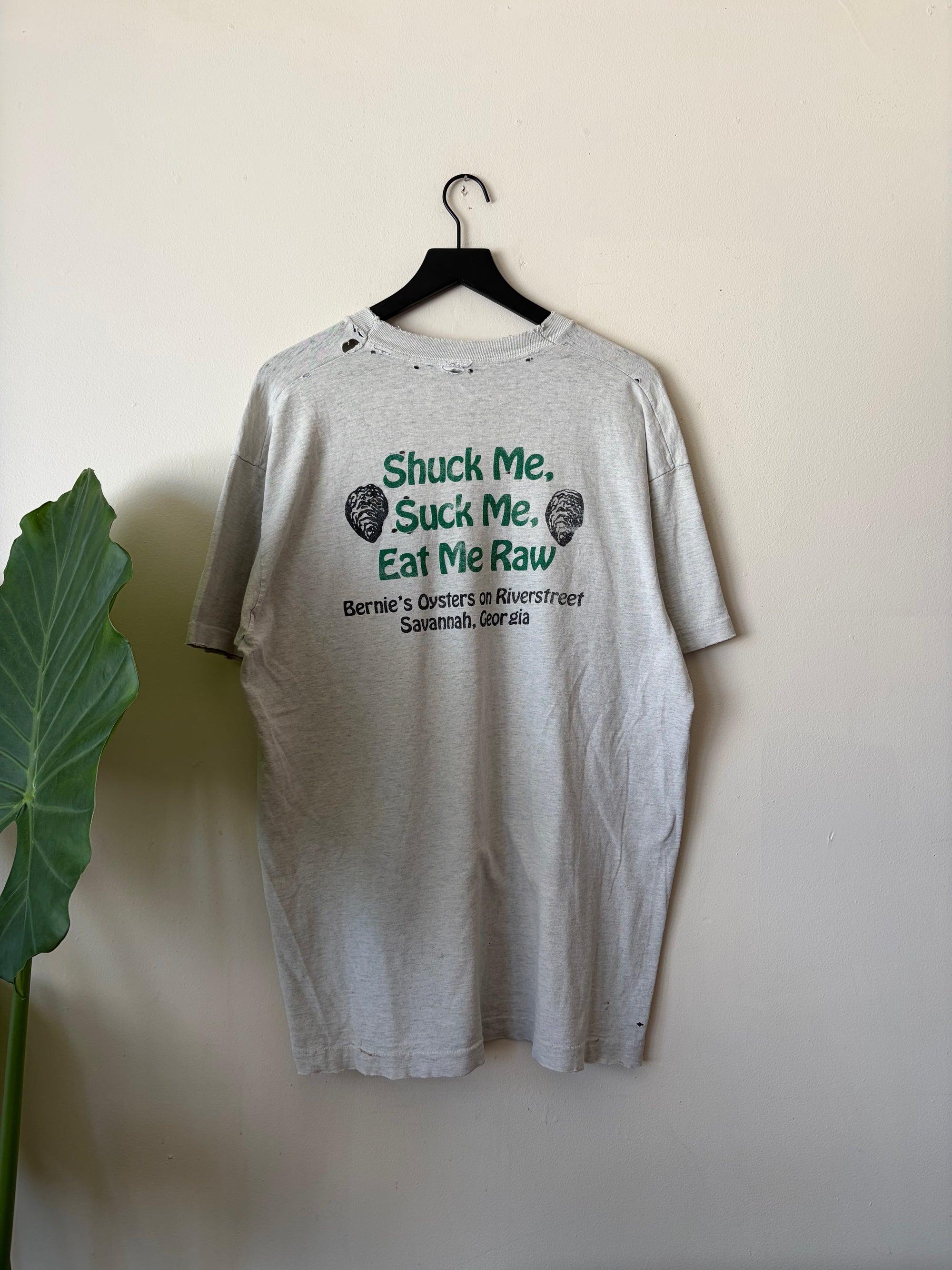 90s "Shuck Me Suck Me Eat Me Raw" Shirt
