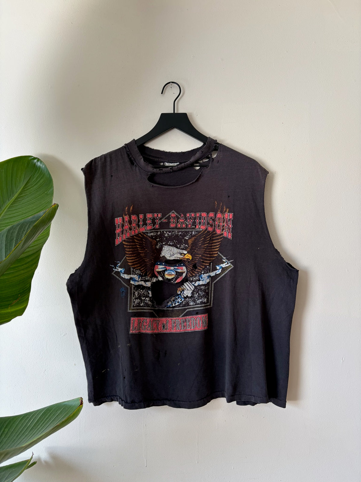 90s Thrashed Harley Davidson Cut-Off shirt